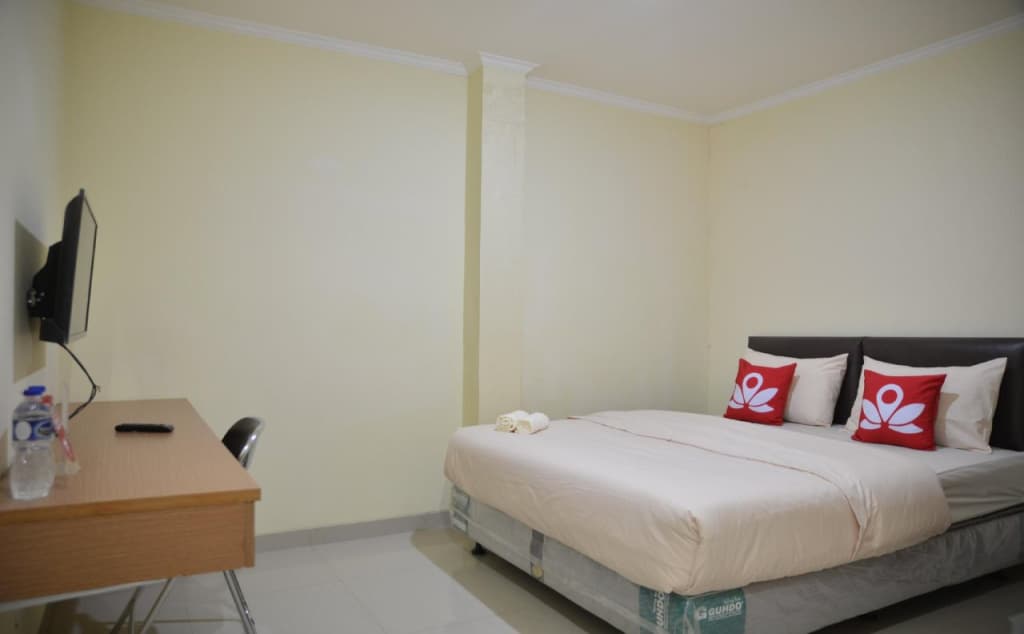 ZEN Rooms Near ITC Roxy Mas - photo 9