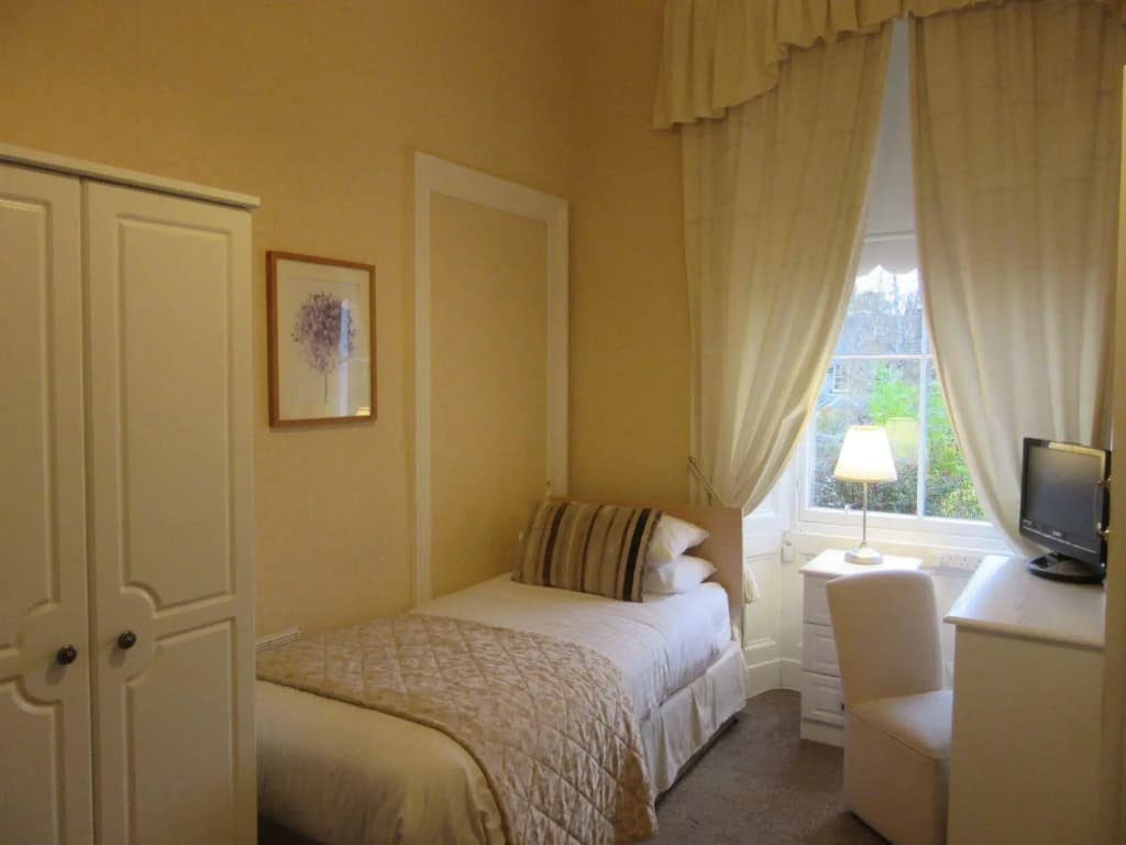 Sonas Guesthouse - photo 5