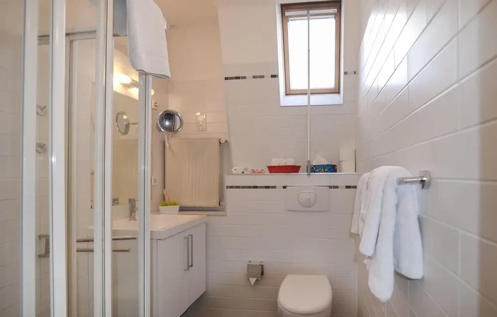 Beautiful Home in Berlin With 2 Bedrooms and Internet - photo 7