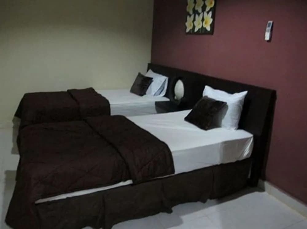 Capital O 1666 Grand Pudjawan Hotel - photo 5