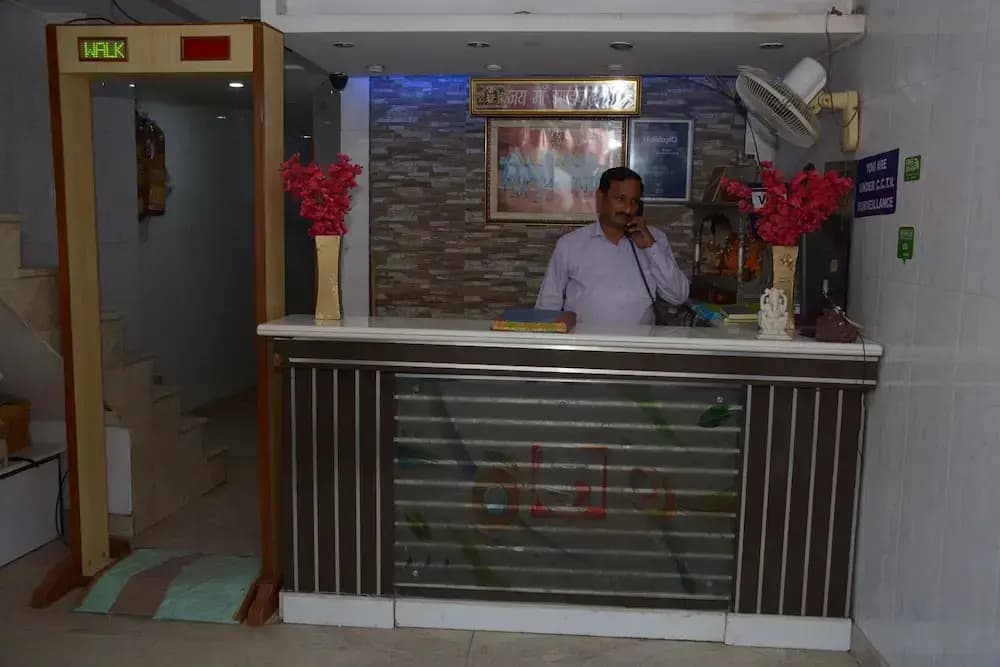 Sidhartha Tourist Lodge - photo 11