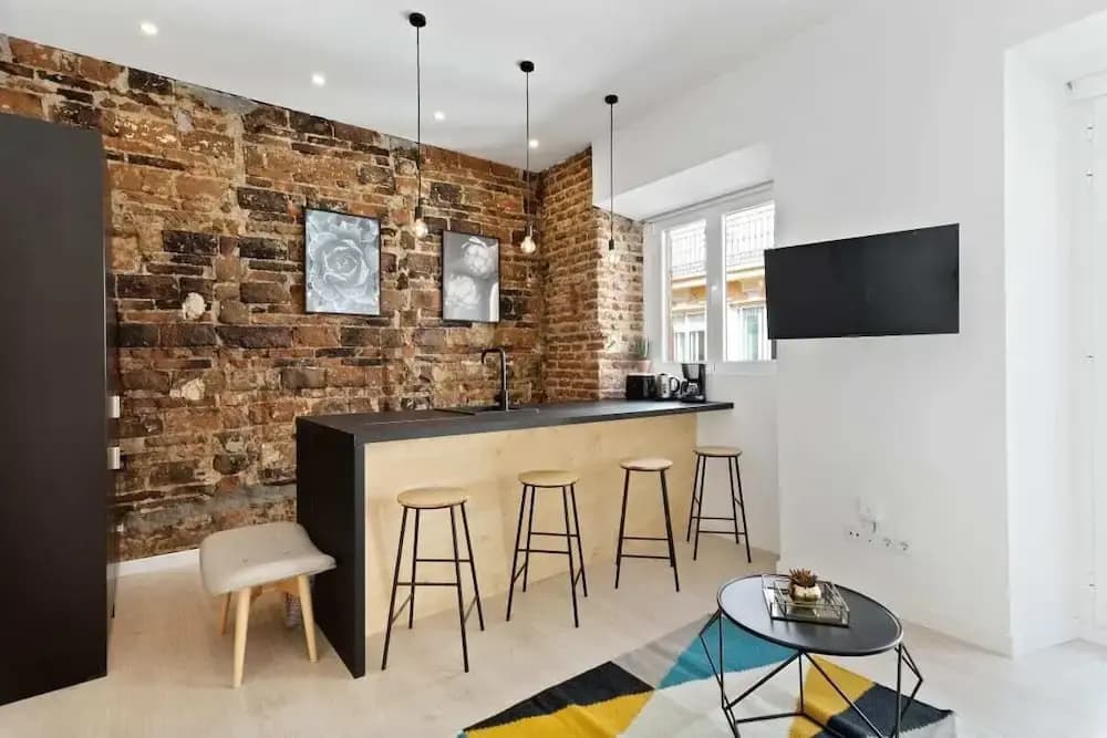 Modern 1 Bed Apt, Sleeps 4 nr Lavapies - photo 9