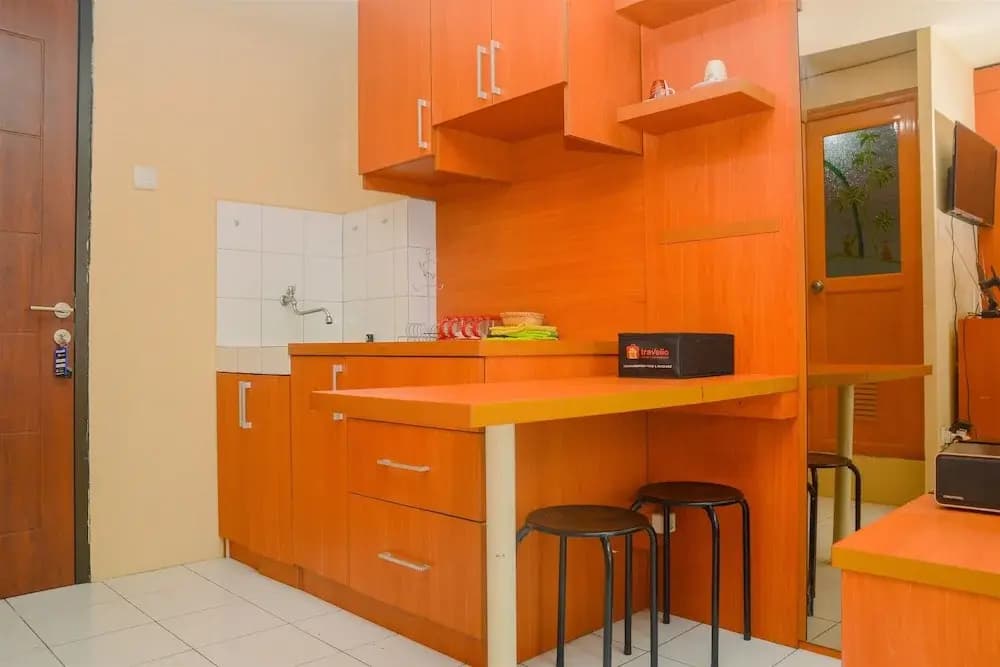 Contemporary Studio Apartment at Kebagusan City - photo 14