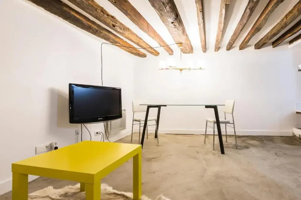 Charming 20m² near LE MARAIS - photo 3