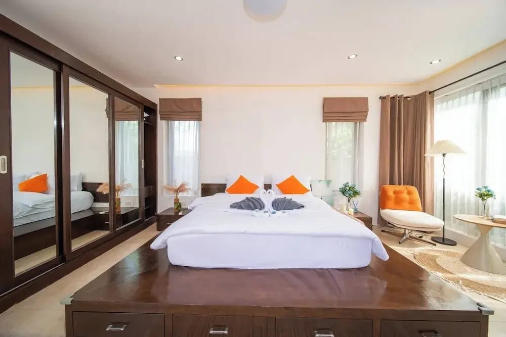 Spacious Private 4 BR Villa With a Working Office - photo 22