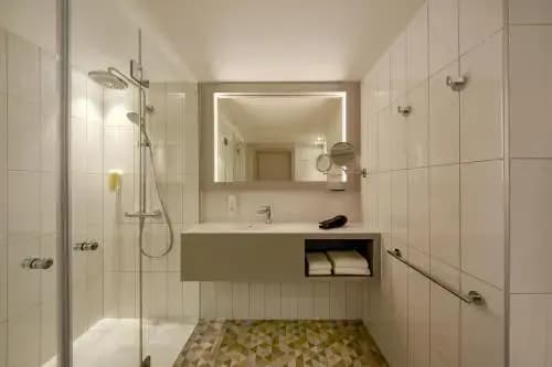 Austria Trend Hotel Albatros - photo 1