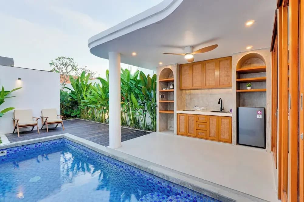 LaLuxe Villa and Residence - photo 15