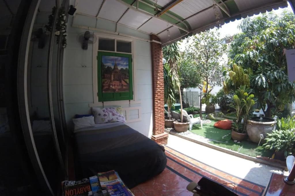 The Oasis Hostel - Adults Only - photo 13