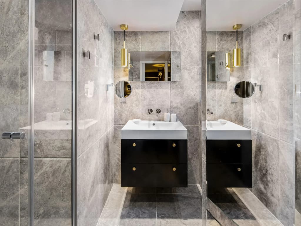 Snob Hotel - photo 24