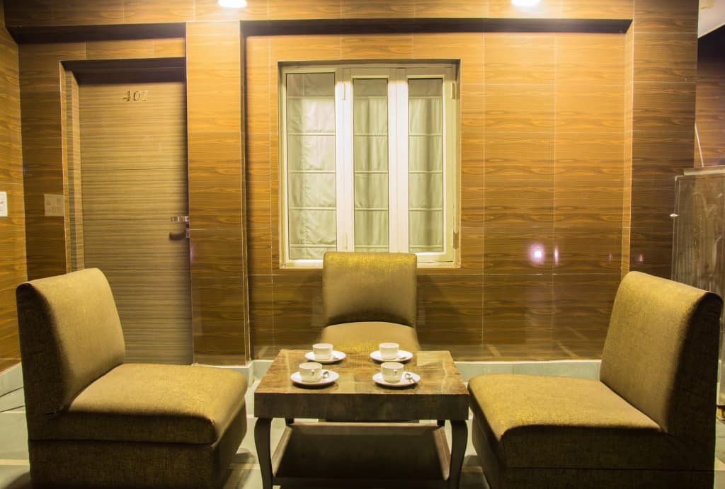 Hotel Pawan Plaza - Near BLK and Ganga Ram Hospital - Karol Bagh - photo 9