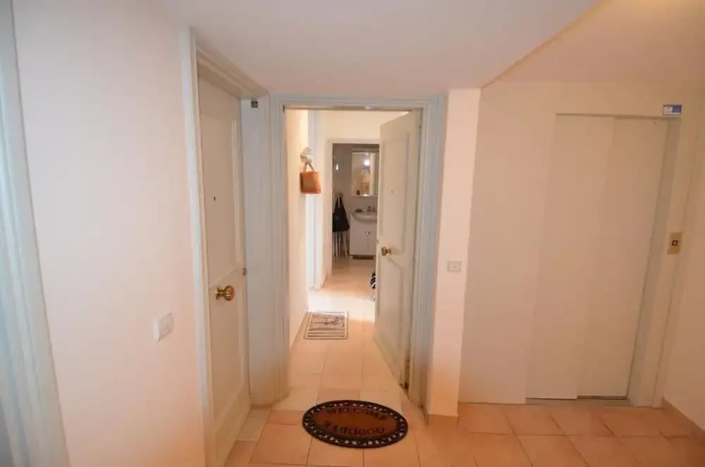 Studio 2 persons in Port of Nice district - photo 9