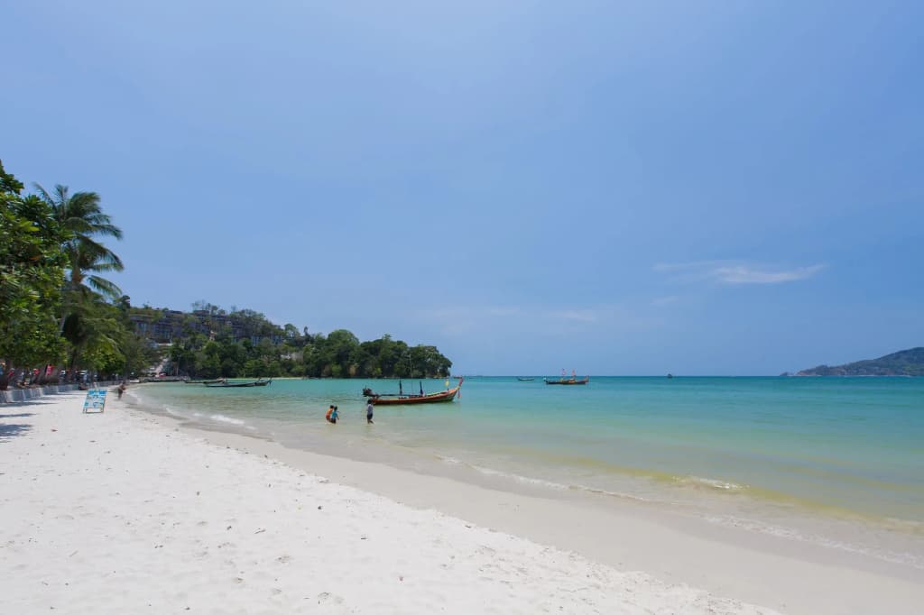 Patong Blue - Hostel - photo 14