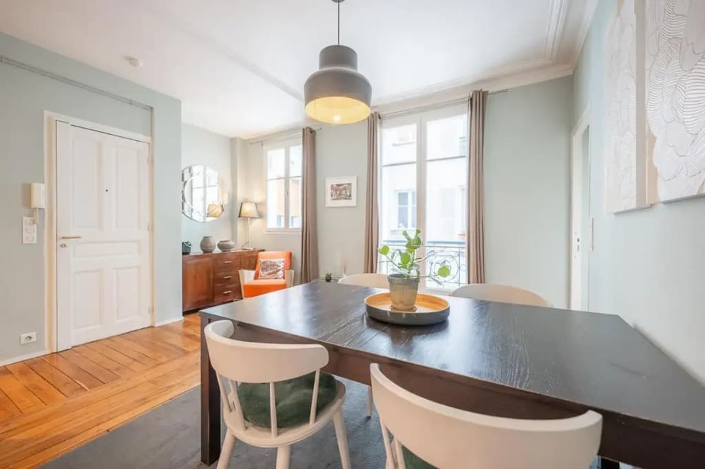 Private Apartment - Balcony - Bastille - photo 11