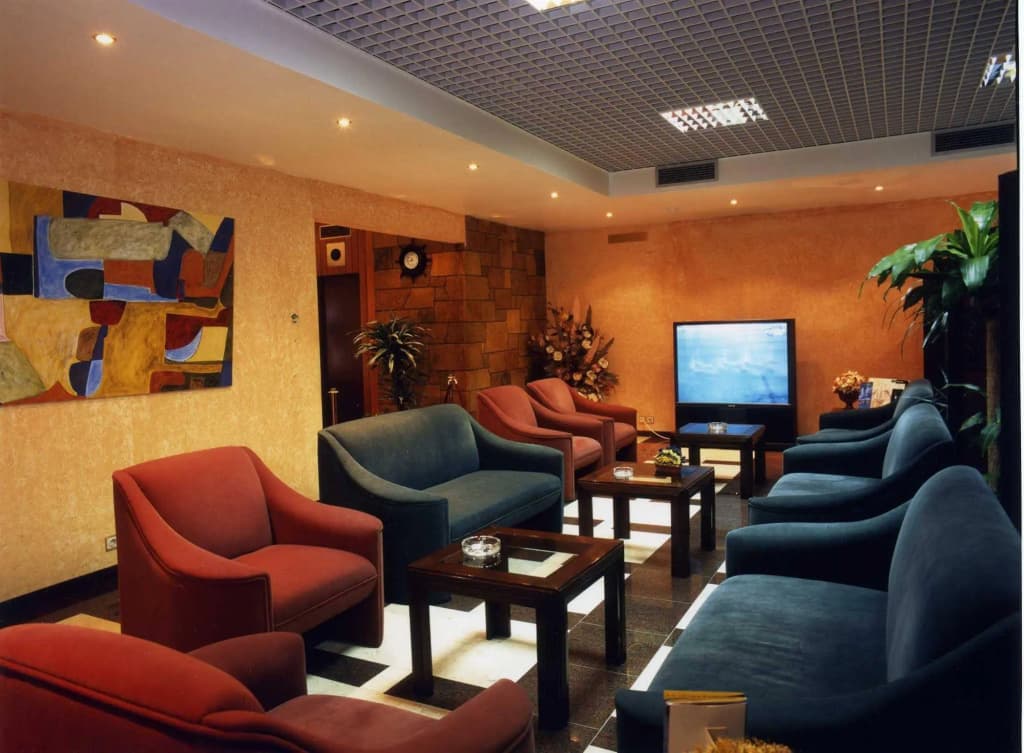 Hotel Jorge V - photo 2