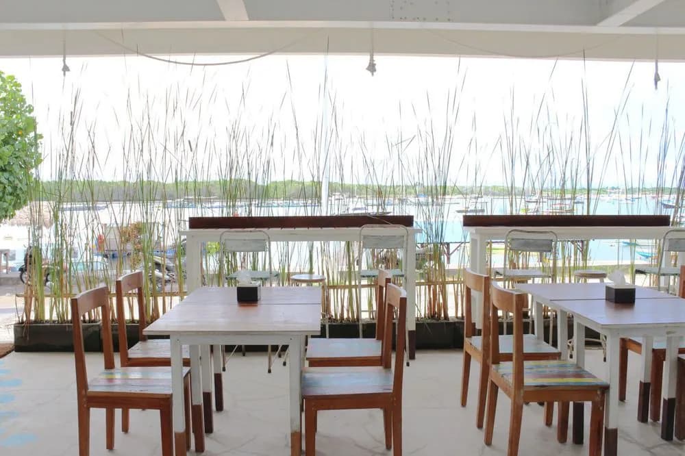 Paras Paros Marina Lodge - photo 15