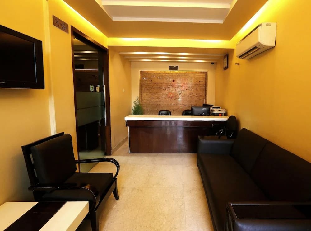 BedBug Hostel by Madpackers - main photo
