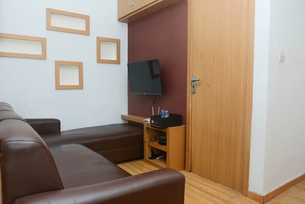 Relaxing 2BR at Menteng Square Apartment - photo 20