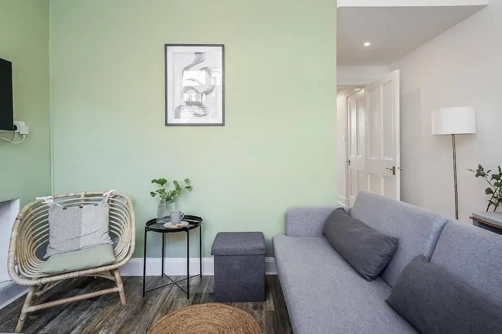 Modern - 2BR Flat Near Easter Road Stadium - photo 13