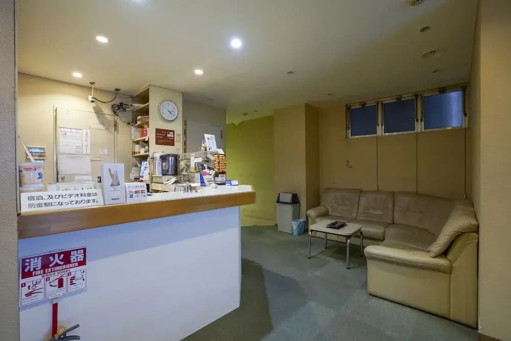 Capsule Inn Hamamatsucho - photo 2