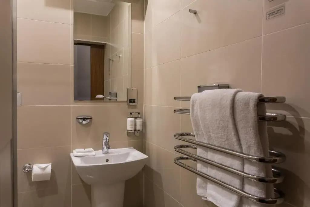Angel's Share Hotel - photo 7