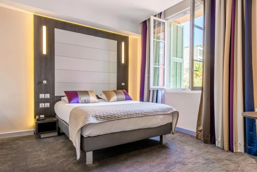 Le Saint Paul Hôtel - photo 37