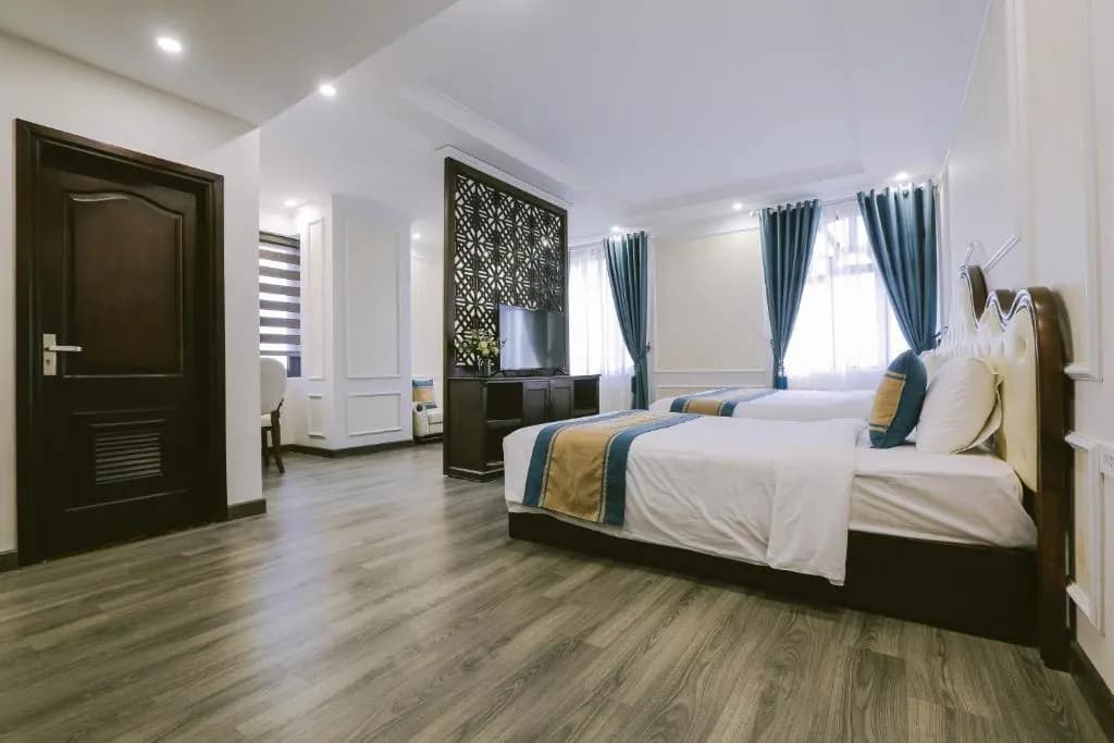 Vincent Halong Hotel - photo 6