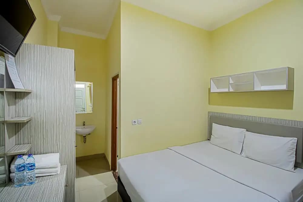Indah Kost - photo 3