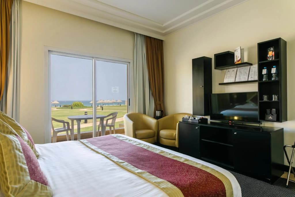 Royal Beach Hotel & Resort - photo 39