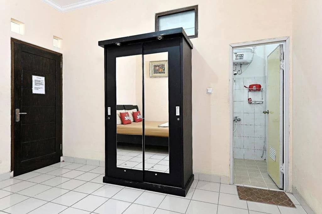 Zen Rooms Karet Tengsin - photo 10