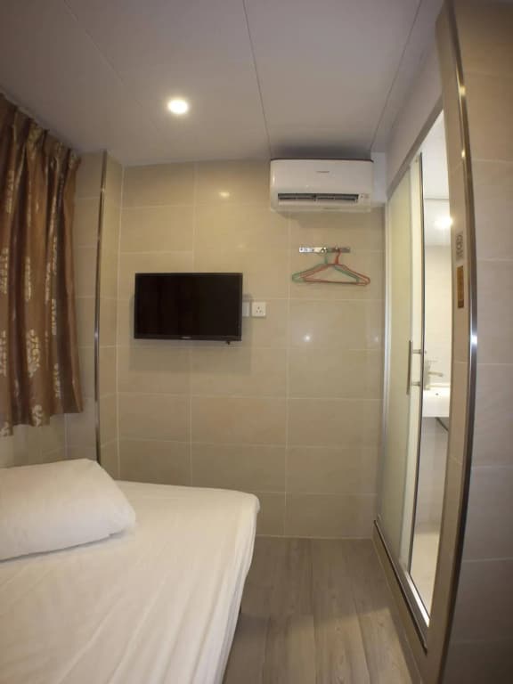 Mong King Hotel - photo 19