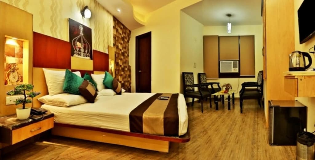 Hotel KNK International - photo 3