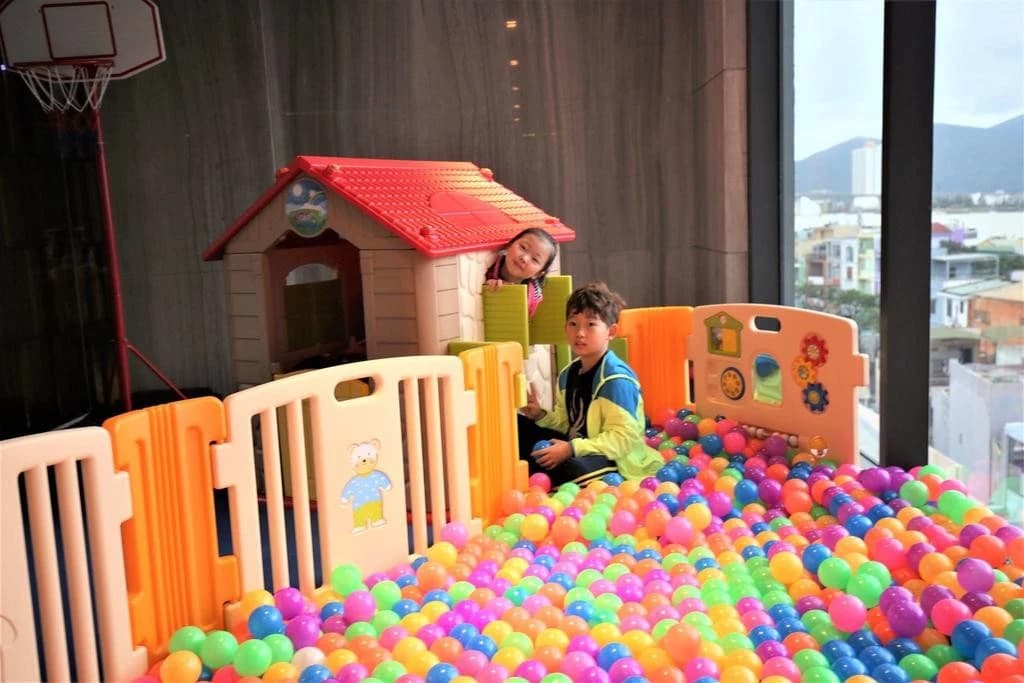 New Orient Hotel Danang - photo 26