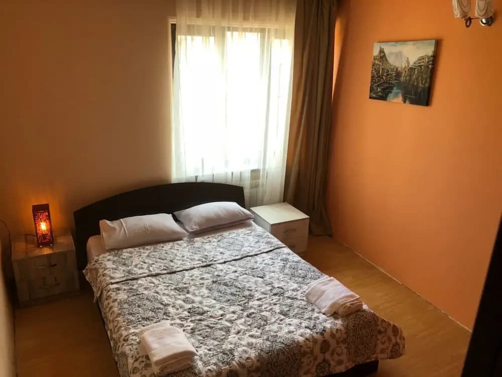 Ms Jackson Guesthouse Hostel - photo 4