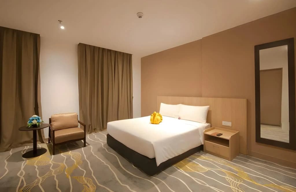 Pacific Express Hotel Chinatown - photo 23
