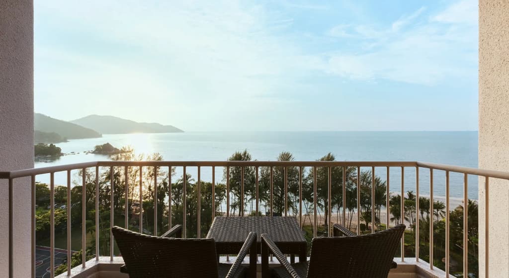 Bayview Beach Resort Penang - photo 8