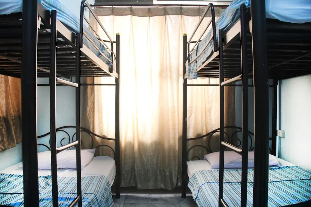 Full Hostel - photo 4