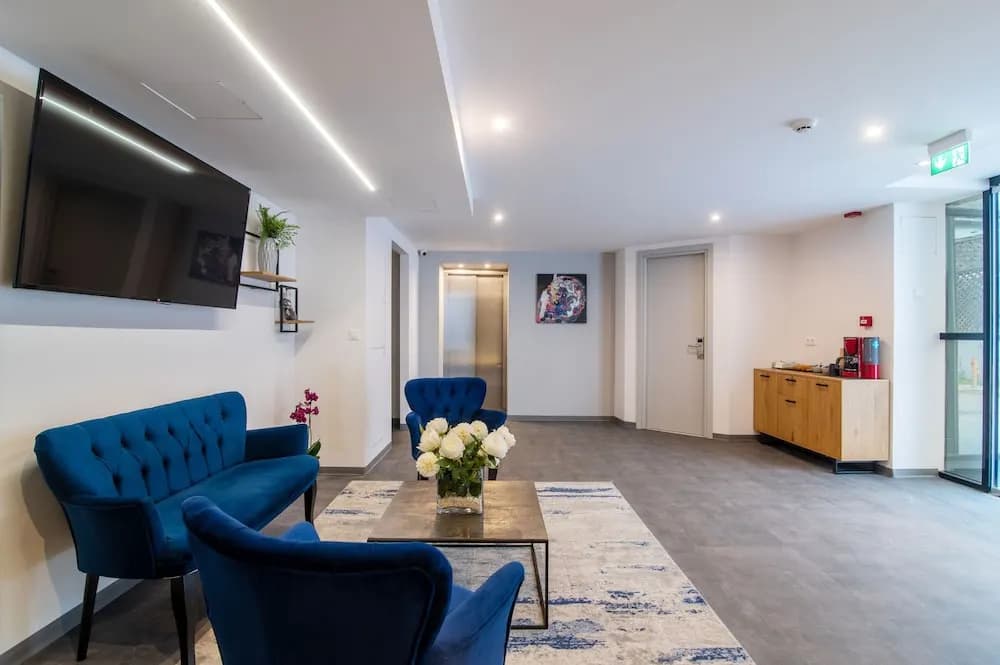 Olvia Suites - photo 2
