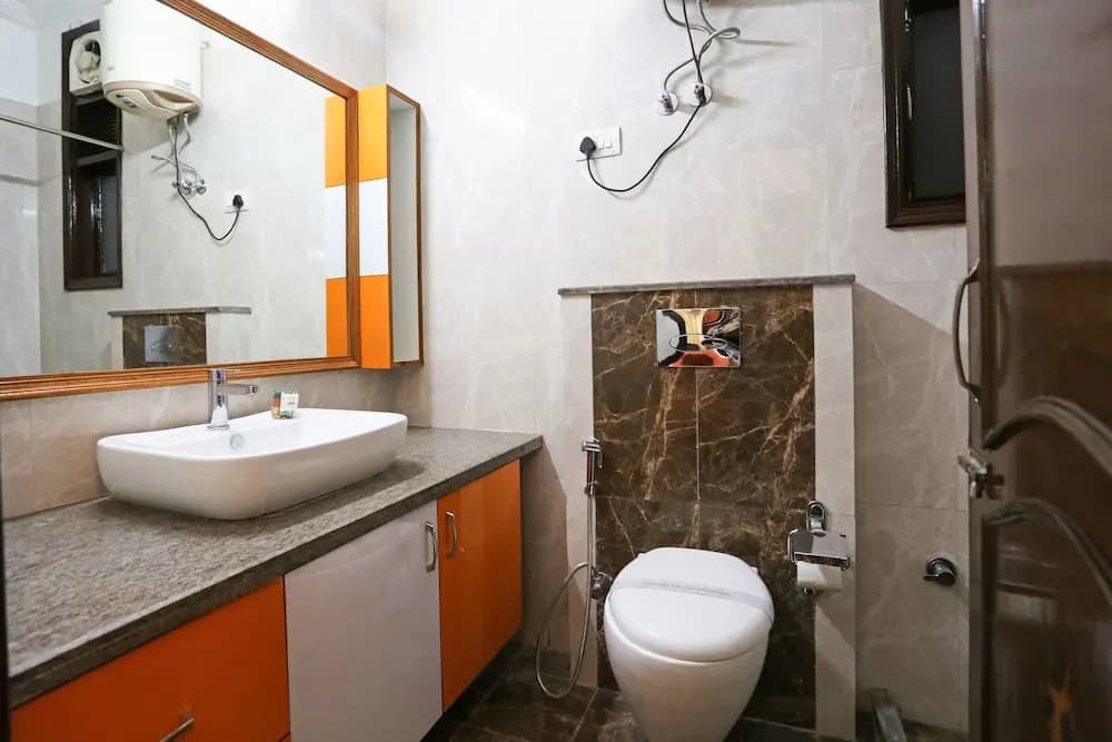 Hotel Zara Grand - photo 10