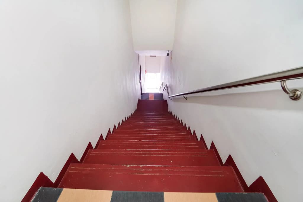 Oyo 44058 Motel Sre Bayam - photo 10