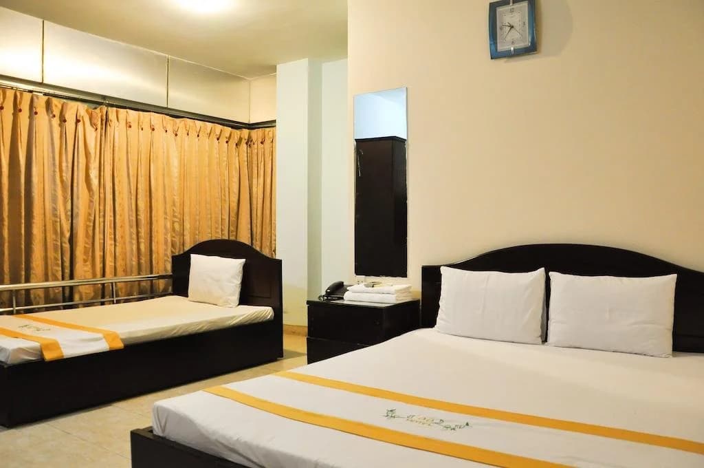 Navi Hotel Etown - photo 3