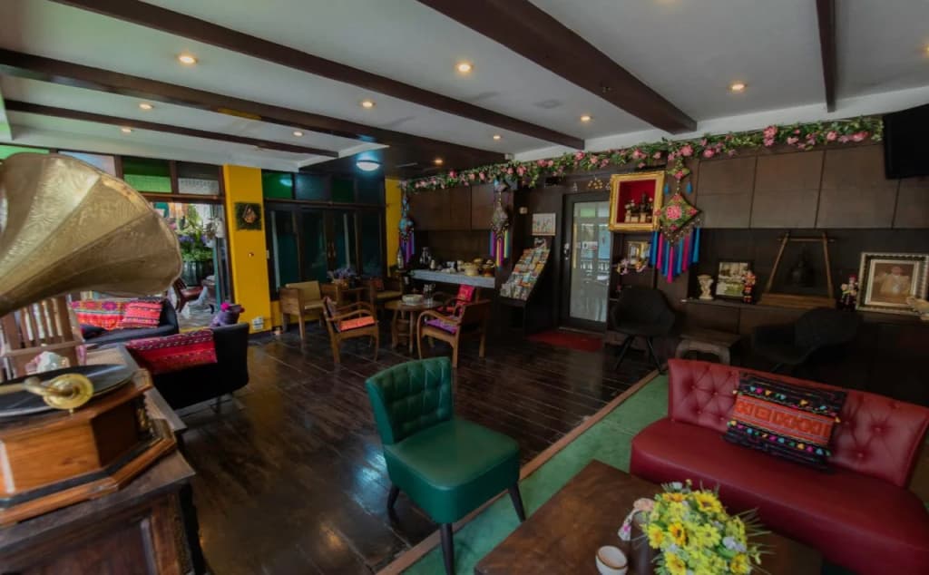 Yellow Lamoon Hotel - photo 18