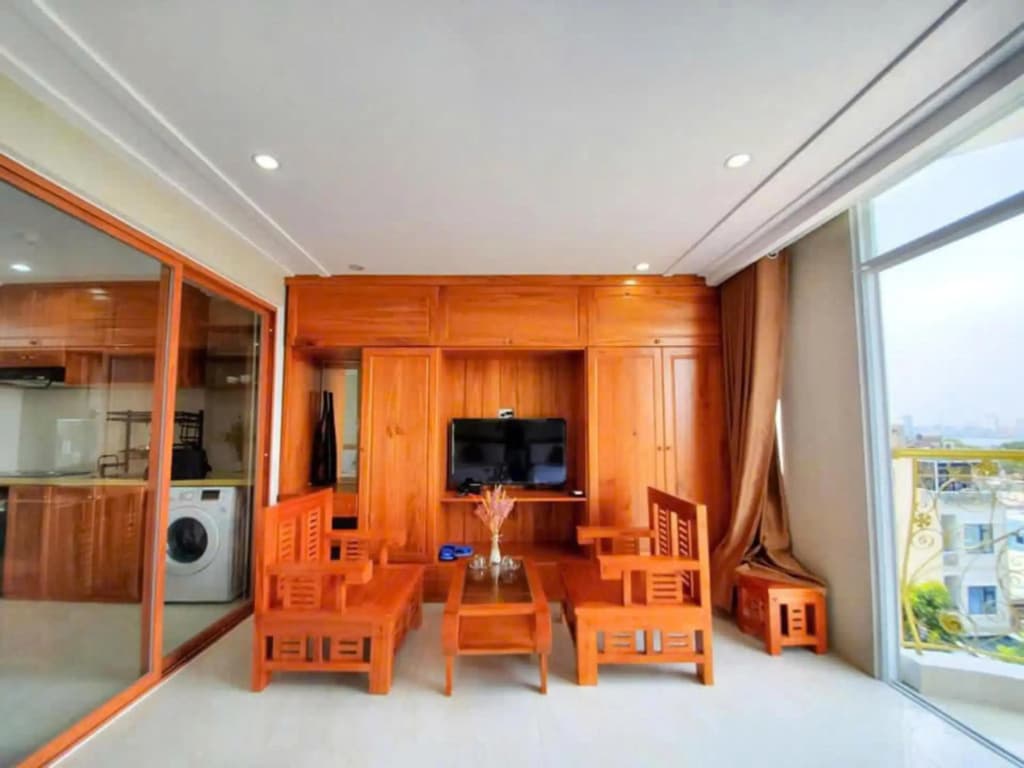 Dragon Hotel Apartment - photo 4