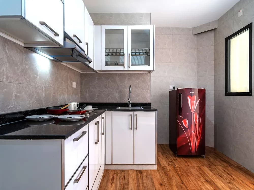 OYO Townhouse 156 Rose Hotel Apartments. - photo 20