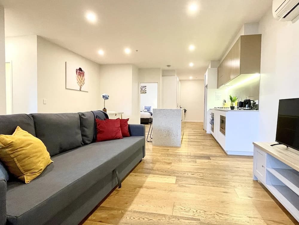 ReadySet Apartments on Rose Lane - photo 5