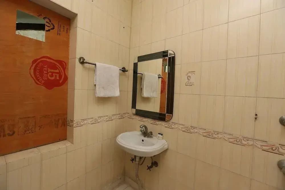 Hotel Swift Inn By OYO Rooms - photo 6