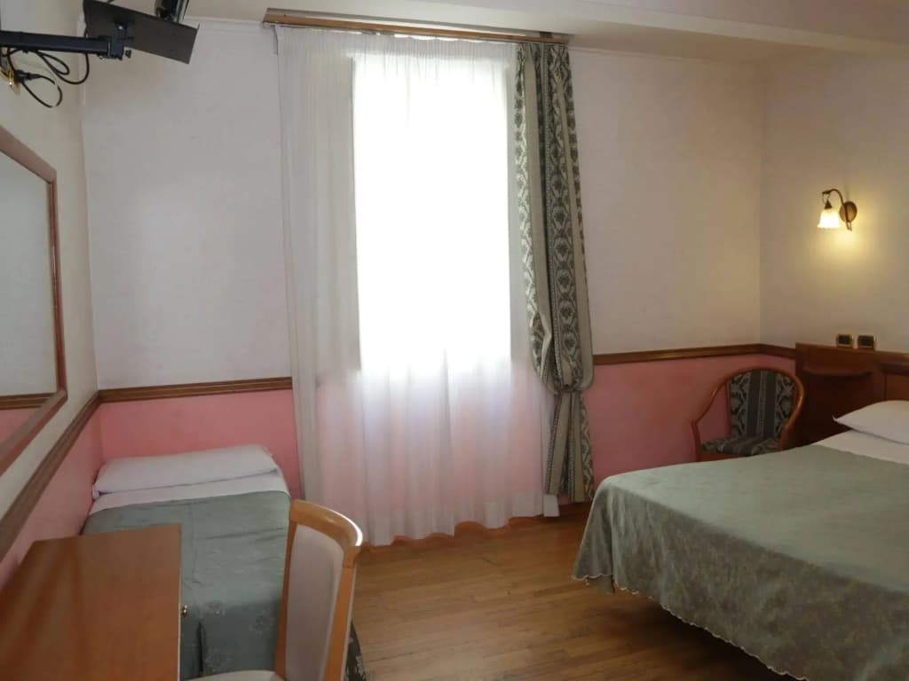 Hotel Santa Prassede - photo 4