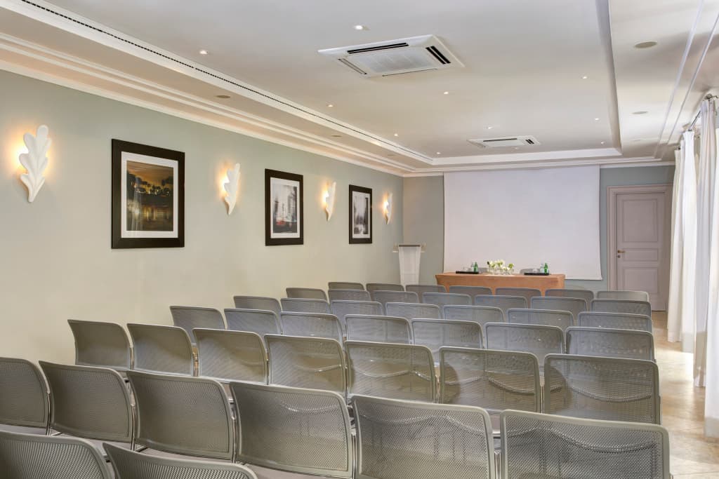 De Russie Hotel - photo 23