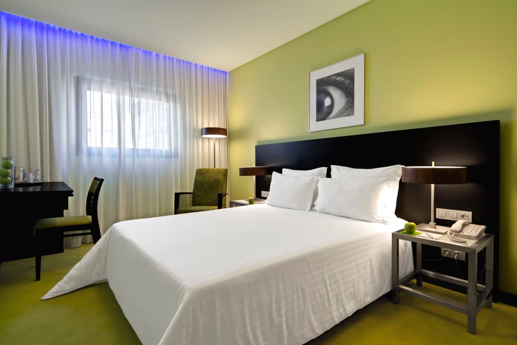 SANA Capitol Hotel - photo 37