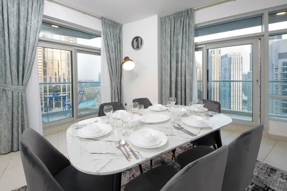 Luxury 2BR - partial Burj Khalifa view - photo 12