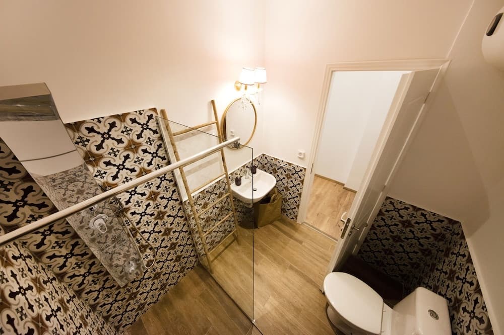 Exquisite apartment in Athens' center by VillaRentalsgr - photo 8